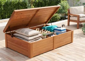 Deck box detail